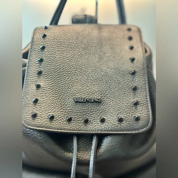 Customer Appreciation Gift 💝 Valentino Backpack - Picture 2 of 11